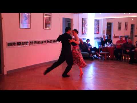 Siempre Tango BS 16 05 27 WS-Milonga - Daniela Kizyma y Pablo Velez - Show 2