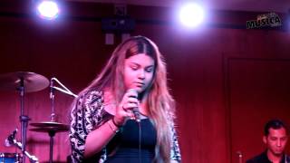 Video thumbnail of "Shantala Torres   SHow de CANTO   Mais que Música 2015"