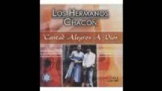 Video thumbnail of "LOS HERMANOS CHACON - NI AUN LA MITAD"