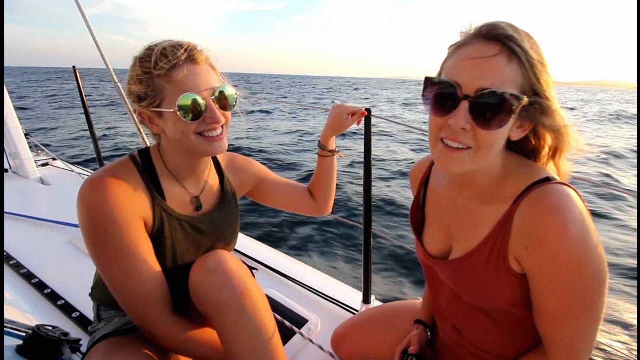 Sailing the Tasman Sea into the Pacific and shark diving at Middleton Reef (Sail Surf ROAM)