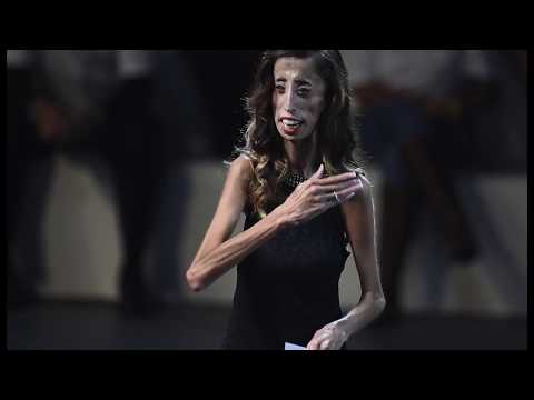 Video: Hodnocení nejkrásnějších lidí na světě vedla Christina Applegate