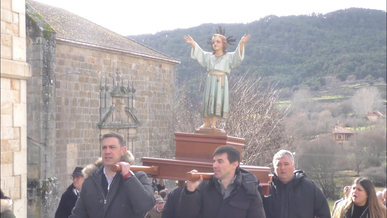 Procesión del Dulce Nombre de Jesús en Canicosa de la Sierra