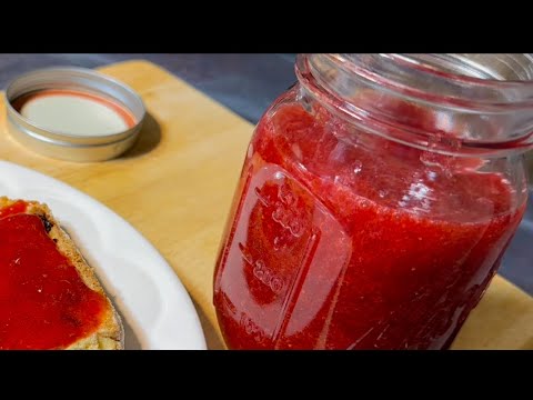 Easy Homemade Strawberry Jam under 30 minutes. No preservative.