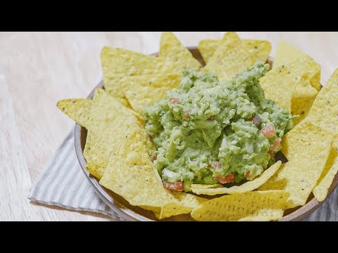 絶品アボカドディップ！本格ワカモレの作り方 | guacamole recipe