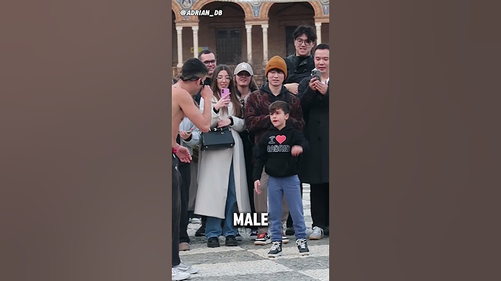 Questo bambino sorprende tutti con una capriola! 😱🤸‍♂️