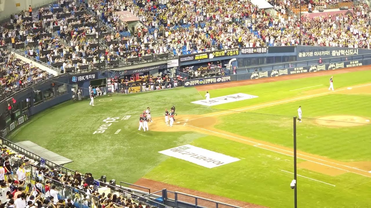 [2024.8.17] 기아타이거즈 1루 쪽에서 보는 팬들의 김도영 만루홈런 떼창+만루홈런 장면❗️❗️