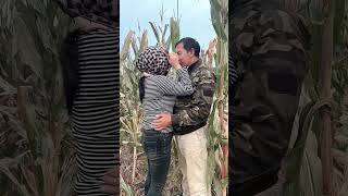 #搞笑夫妻 #夫妻日常 #看一遍笑一遍 #逗你一笑??烦恼忘掉 #上热门#搞笑#劇情#快樂#shorts