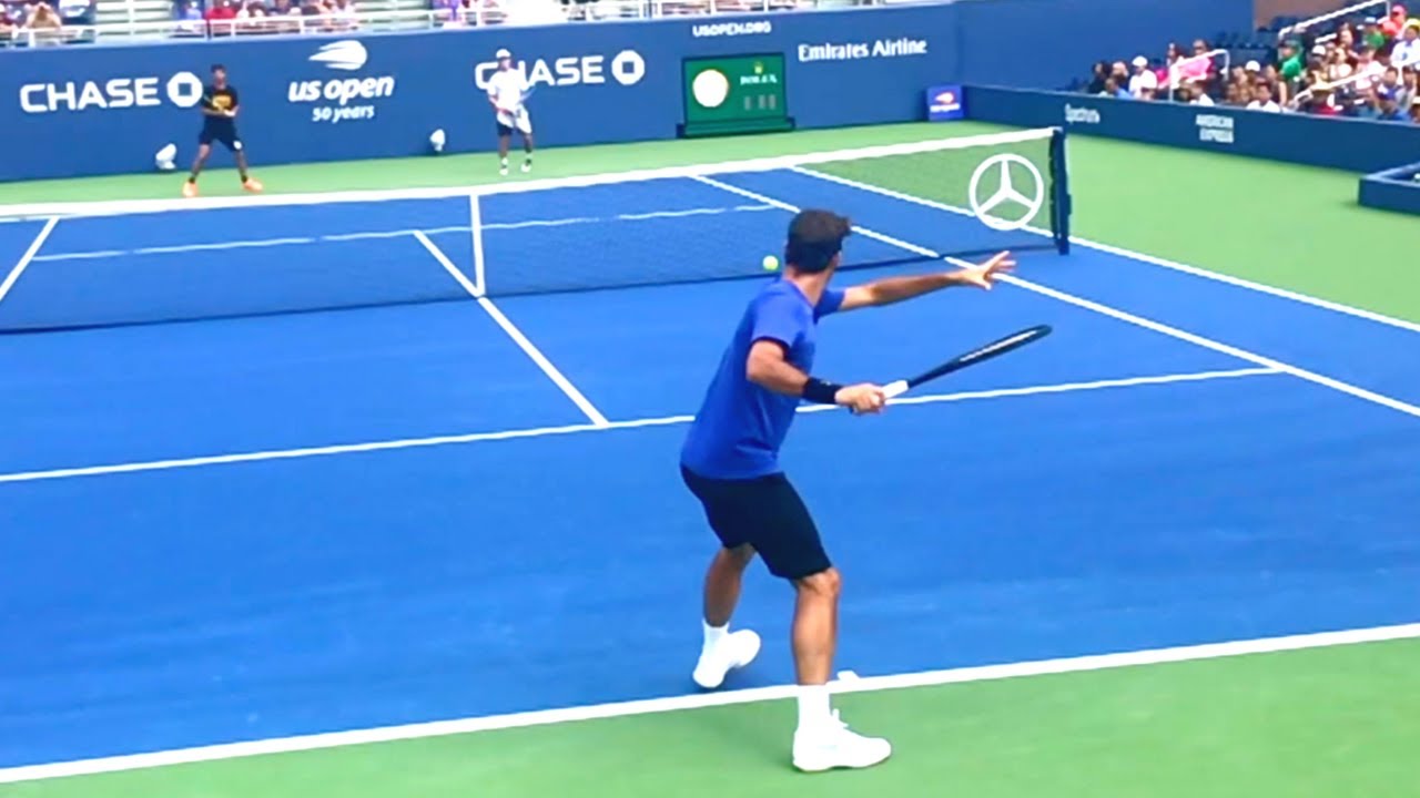 Roger Federer Forehand Slow Motion Court Level View ...