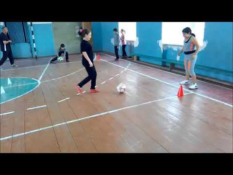 მარკერების შემოვლა და ბურთის ტარება