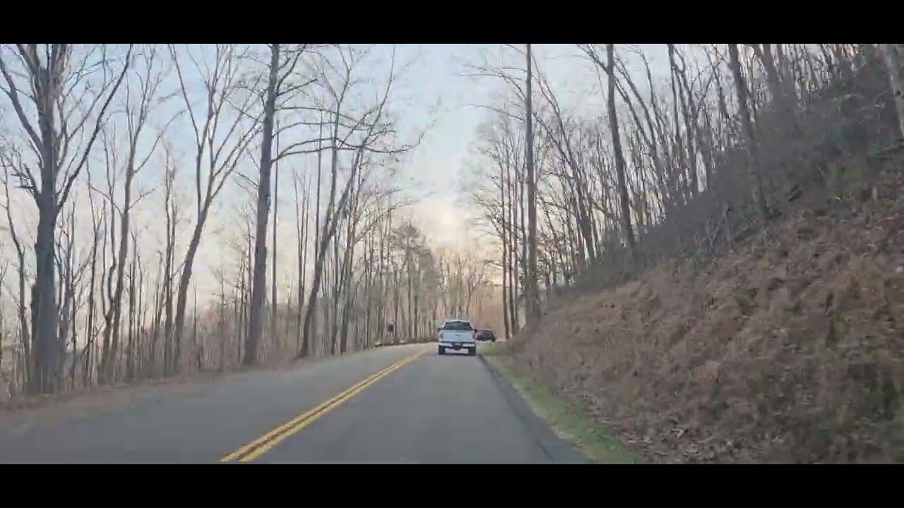 Is it safe driving up into the mountains from Gatlinburg to Cherokee, North Carolina? | Road Trips 