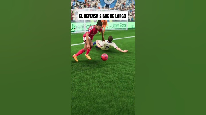 EL DEFENSA SIGUE DE LARGO CON UNA DEFINICIÓN AL PALO DEL PORTERO #eafc25 #futbol #fifa #fifa #shorts
