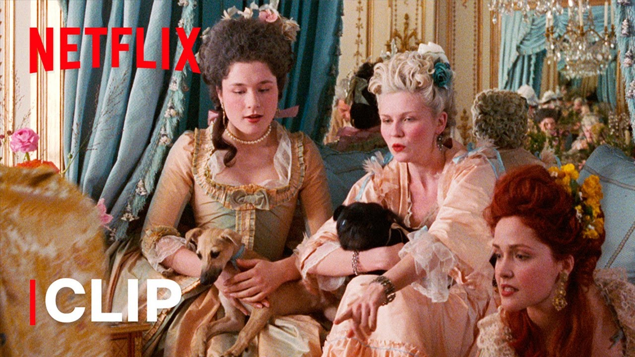 De compras con María Antonieta | Clip oficial | Netflix