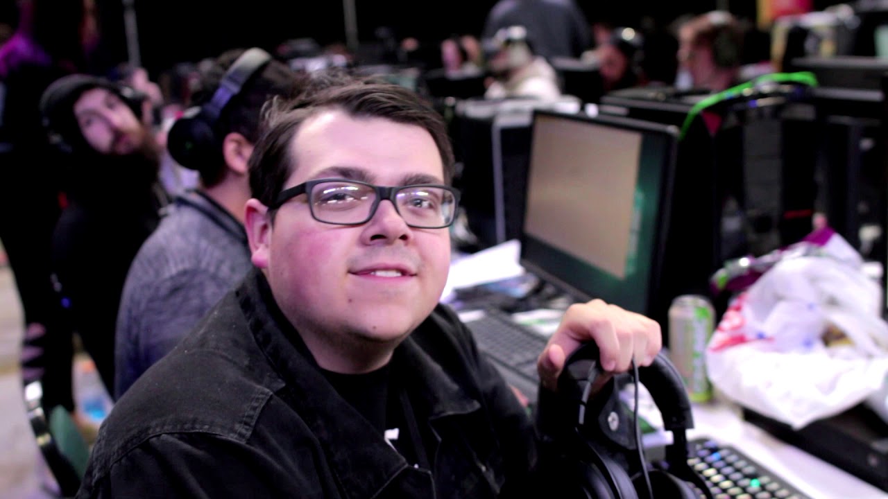 Gamers 4 Giving 2- The Actual Worst Fuckin Vlog