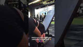 #FitMom #MomFitness #WorkoutWithReshma #GymLifestyle #WeightTraining #FitnessReels #ReelFitness