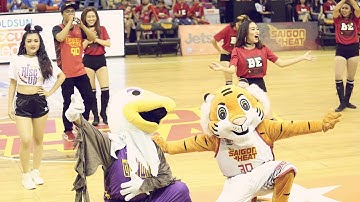 Cheerleader VBA 2017 || Game 19: Ông 30 Và Anh Hai Đại Bàng Lập Dance Battle Trong Trận Derby