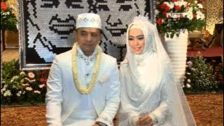 Entertainment News - Oki Setiana Dewi melangsungkan Akad Nikah dan Resepsi