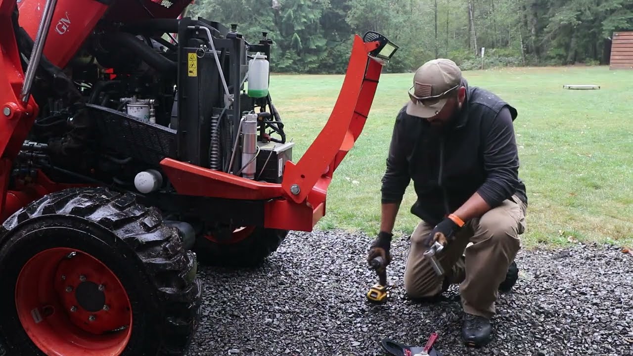 Защитная решетка 5Eleven и дополнительные аксессуары для кабины Kubota L6060