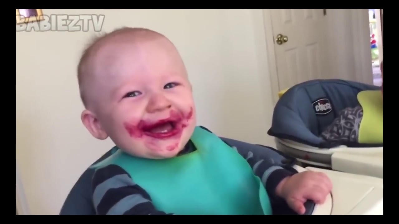 赤ちゃんの口が ケチャップで 真っ赤に染まった結果 癒やしの赤ちゃん Youtube