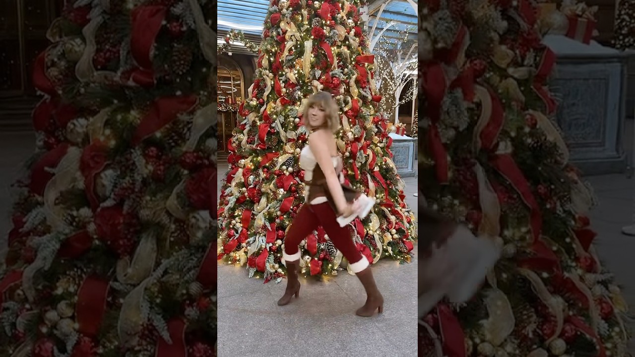 It’s Nov!! 🎄 #christmas #xmas #reindeer #happyholidays #faun #cosplay #shorts