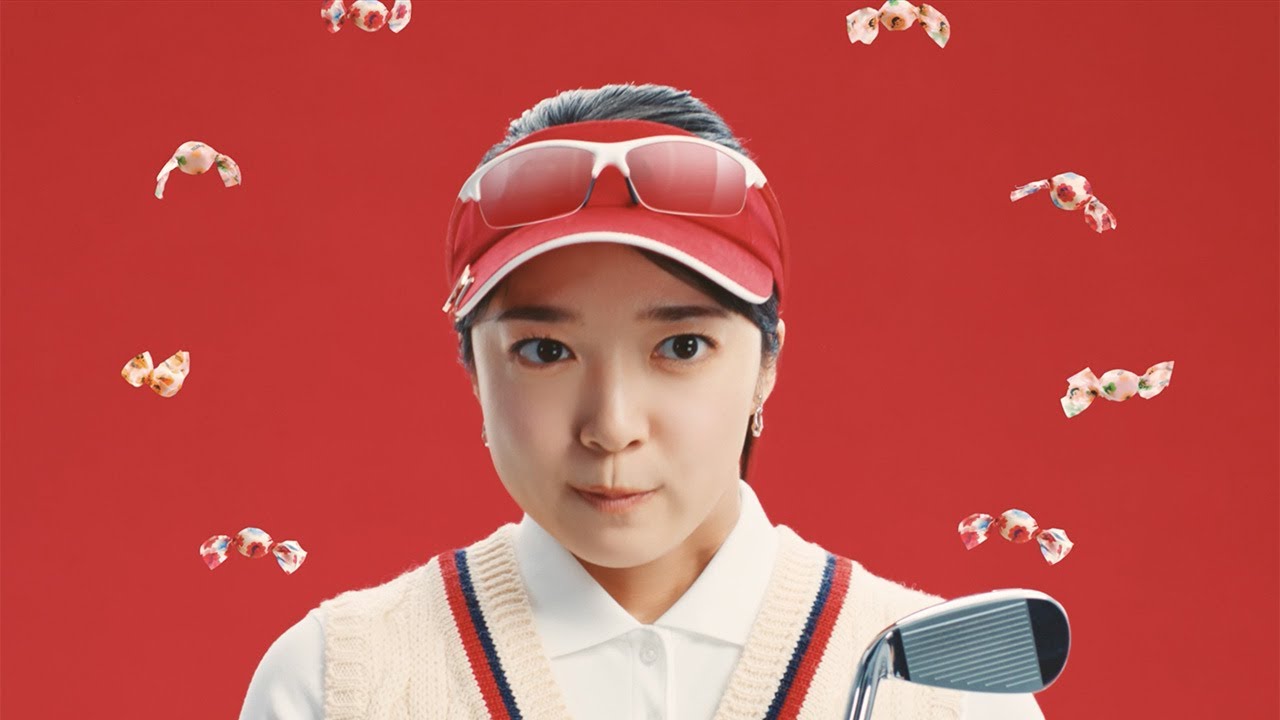 Mone Kamishiraishi transforms in new commercial! Showing off looks