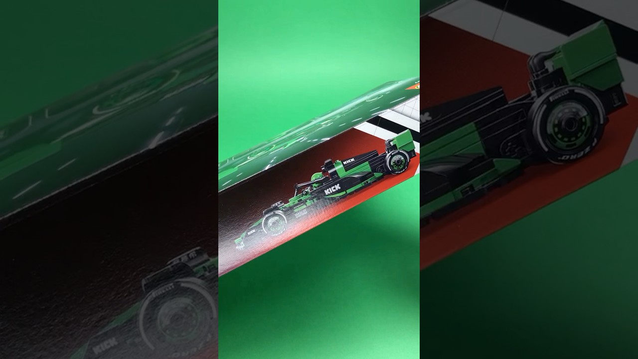 Time to Kick It 🟢🌎 LEGO 