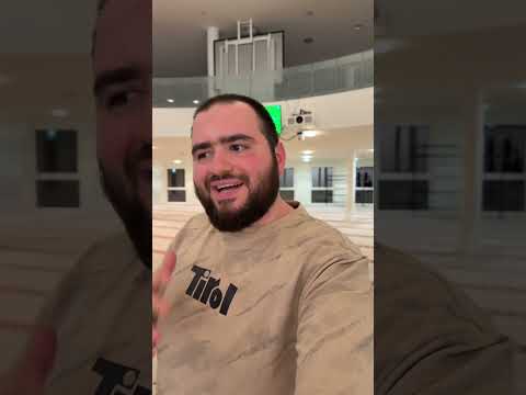 جواد شاب سويسري مهاجر إلى السعودية ينصح المسلمين