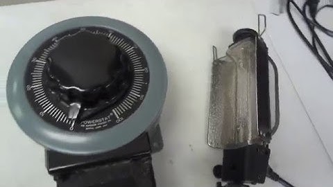 Superior Electric POWERSTAT Variable Autotransformer 3PN136B