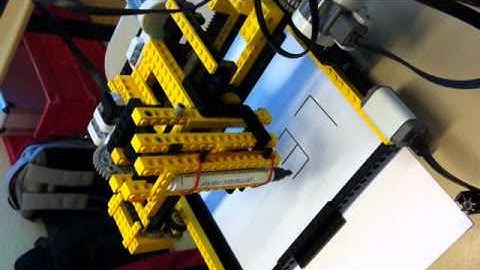 Lego NXT Plotter with Lego Technik