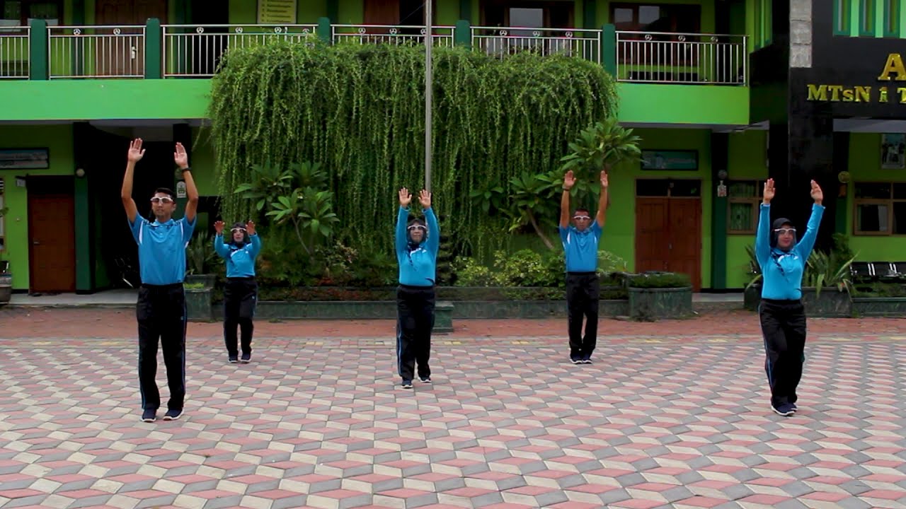 Senam Kreasi MTsN 1 Tulungagung