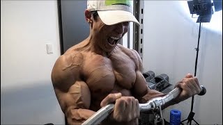 腕をブッ壊す渾身の追い込み！！大会まで残り2週間！！！