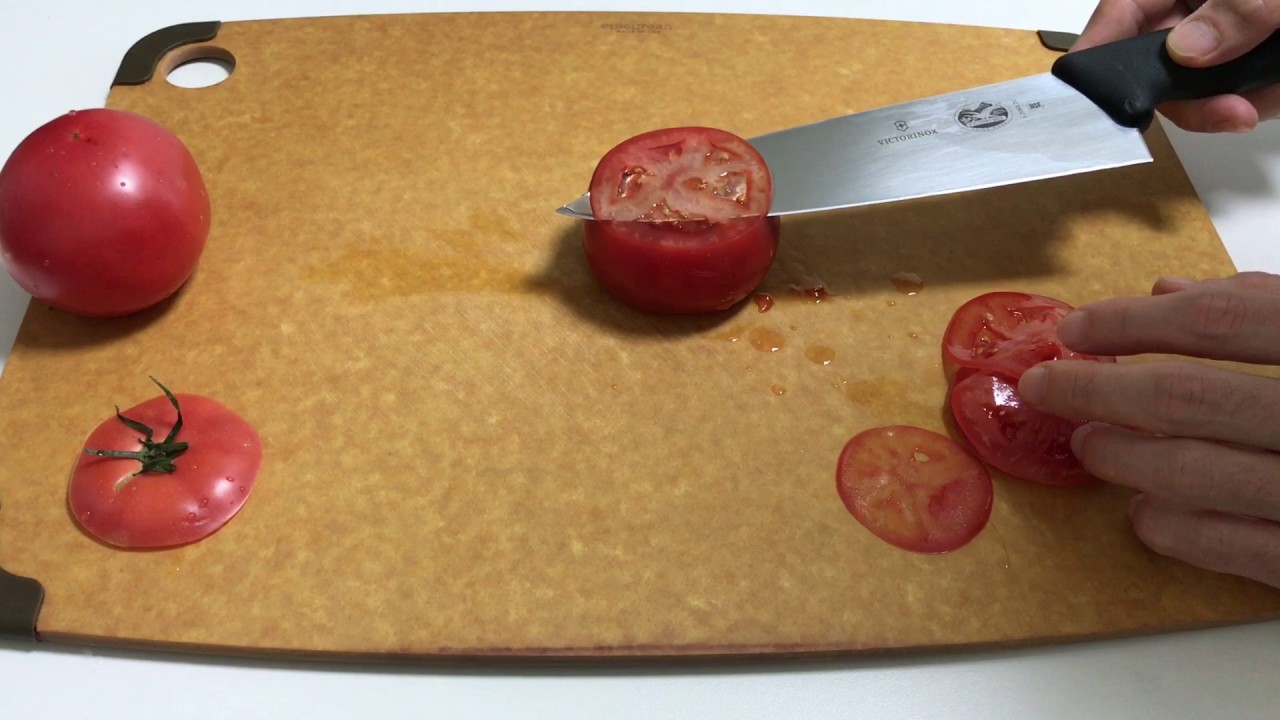 For Clean, Sharp Tomato Slices, Invest in a Tomato Knife:<br/> One Quick Tip