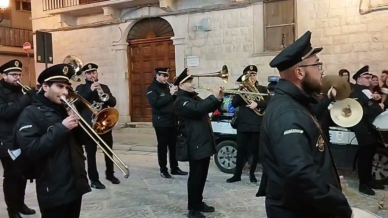 marcia Mosè banda della disfida di Barletta Barletta 29/12/2022 omaggio al Santo Patrono.