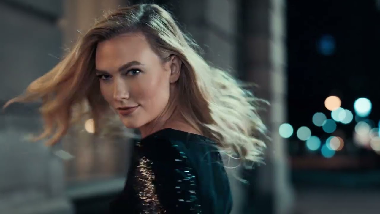 Karlie Kloss Is A Fan Of Carolina Herrera's Latest Scent, Good Girl Blush