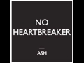 Miniature de la vidéo de la chanson No Heartbreaker