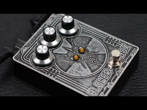 IdiotBox Effects - Blower Box Distortion - BASS Demo