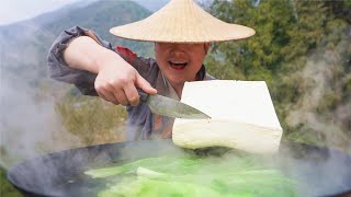 【shyo video】過年大魚大肉吃多了，今天弄個青菜豆腐解解膩，真是別有一番風味