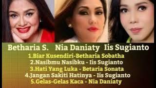 Lagu Dari Betharia Sonata,Nia Daniaty Dan Iis Sugianto