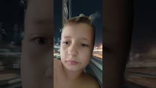 когда друг сказал что в магазе последняя живачка по рублю