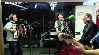 The Wurzels - Pill Pill (Live on the Sunday Night Sessions on BBC London 94.9)