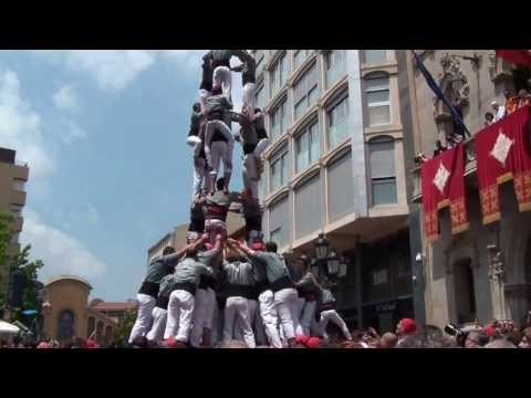 Castellers de Sants a Terrassa -  " 3 de 9 amb folre "  3d9f   (Festa Major Terrassa 2013)