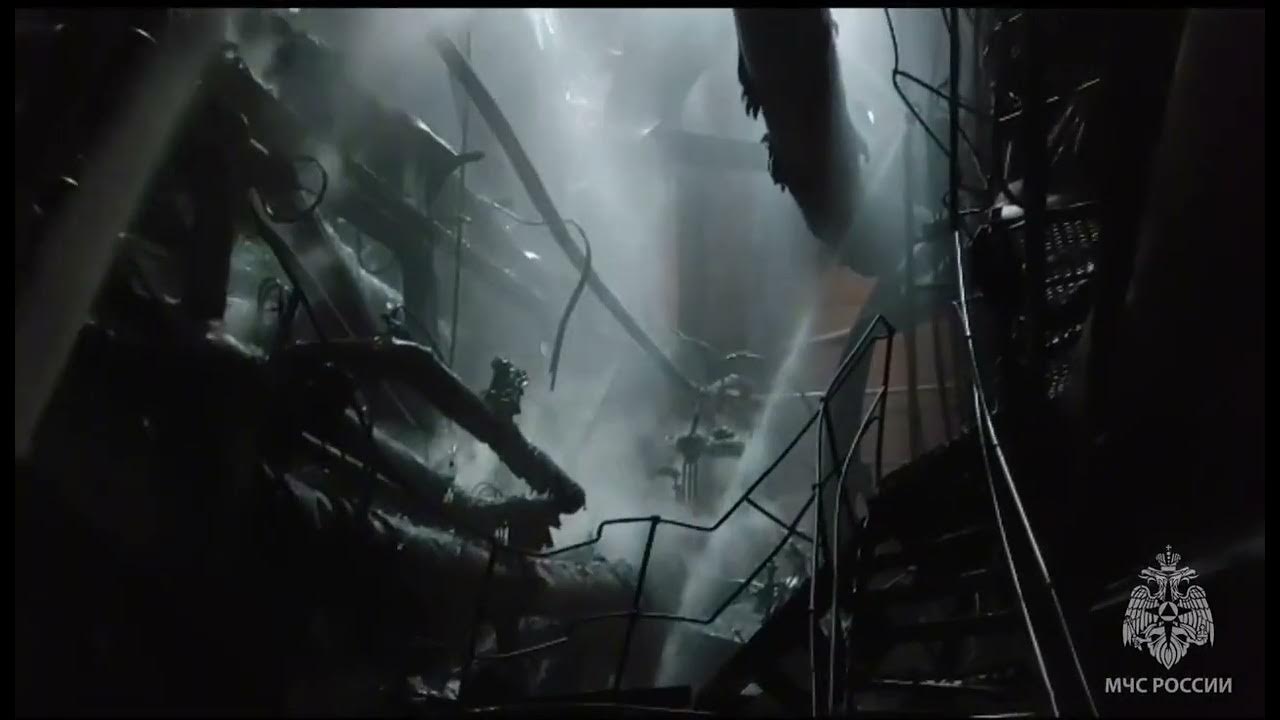 Пожар на судне. Атака беспилотников на каширскую грэс. Грэс кашира. Чрезвычайное происшествие. Атака беспилотников на каширскую грэс.