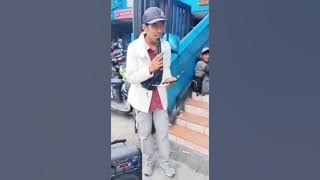 Download lagu Pengamen sukabumi ini VIRALL||setelah menyanyikan lagu buih jadi permadani dengan suara MERDU