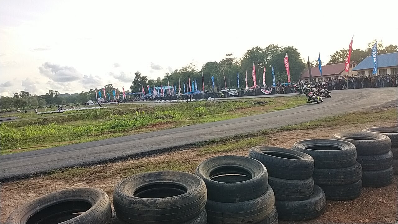Suasana Road Rice Wisata Racing Pangkep Hebat Sulsel - YouTube