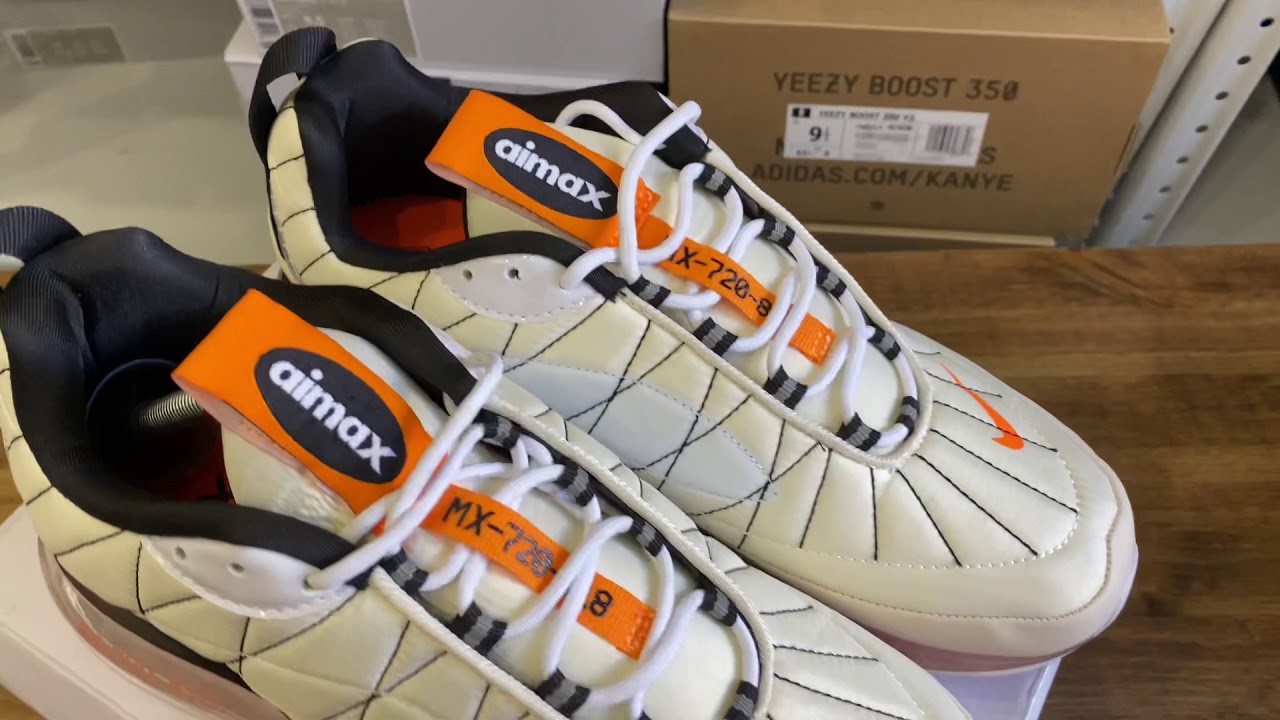 Nike Air Max 720-818