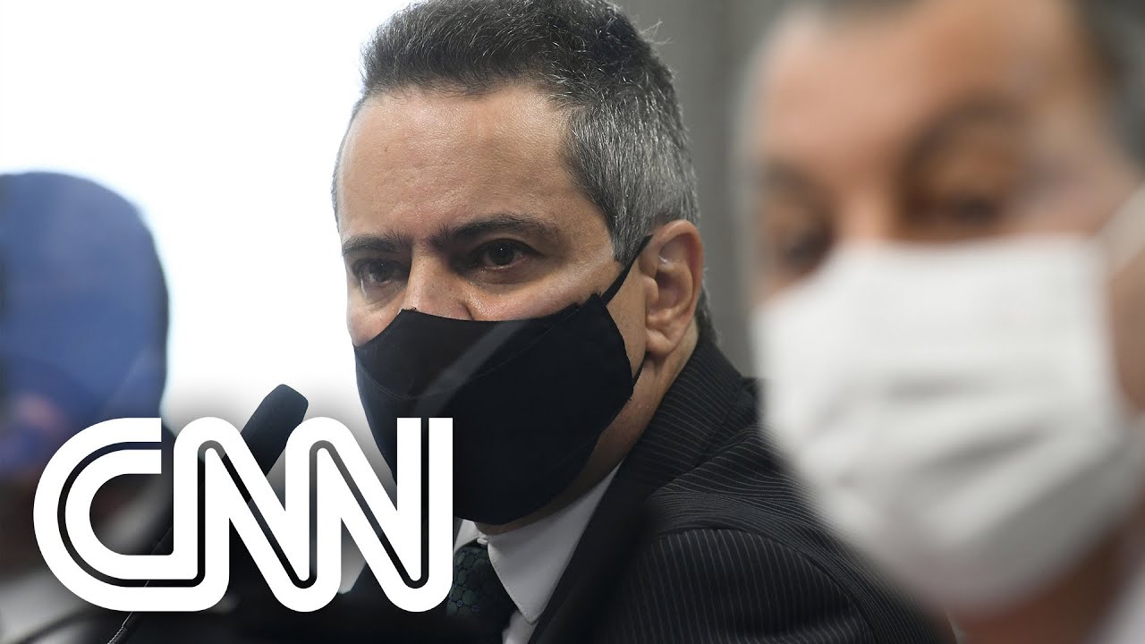 Elcio Franco é questionado na CPI sobre 'kit de tratamento precoce' | LIVE CNN