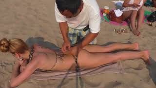 Massage at the beach for a relaxing massage