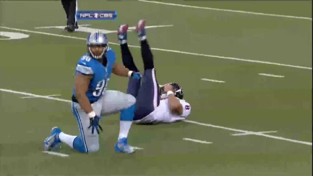 Matt Schaub gets kicked in the balls/nuts by Ndamukong Suh NFL HD