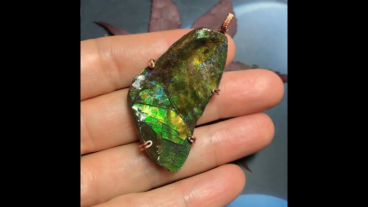 Ammolite Pendant 
