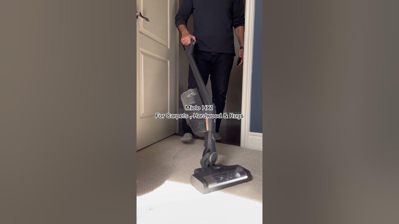 Miele Triflex HX1 Vacuum Cleaner For Carpets, Hardwood & RugsPerfect