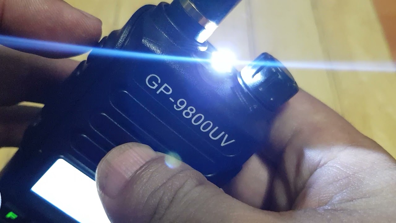 วิธีเปิดไฟฉาย Motorola GP9800UV